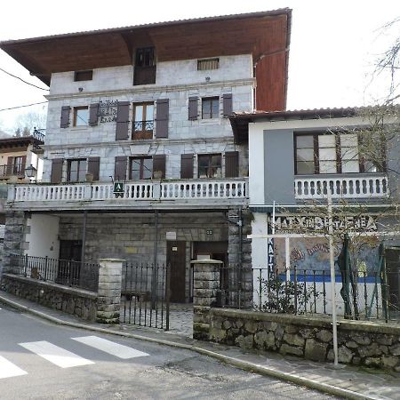Matxinbeltzenea Hostel Lesaka Exterior photo