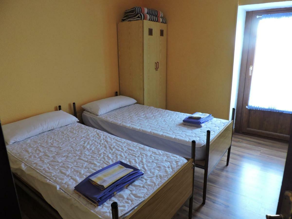 Matxinbeltzenea Hostel Lesaka Exterior photo